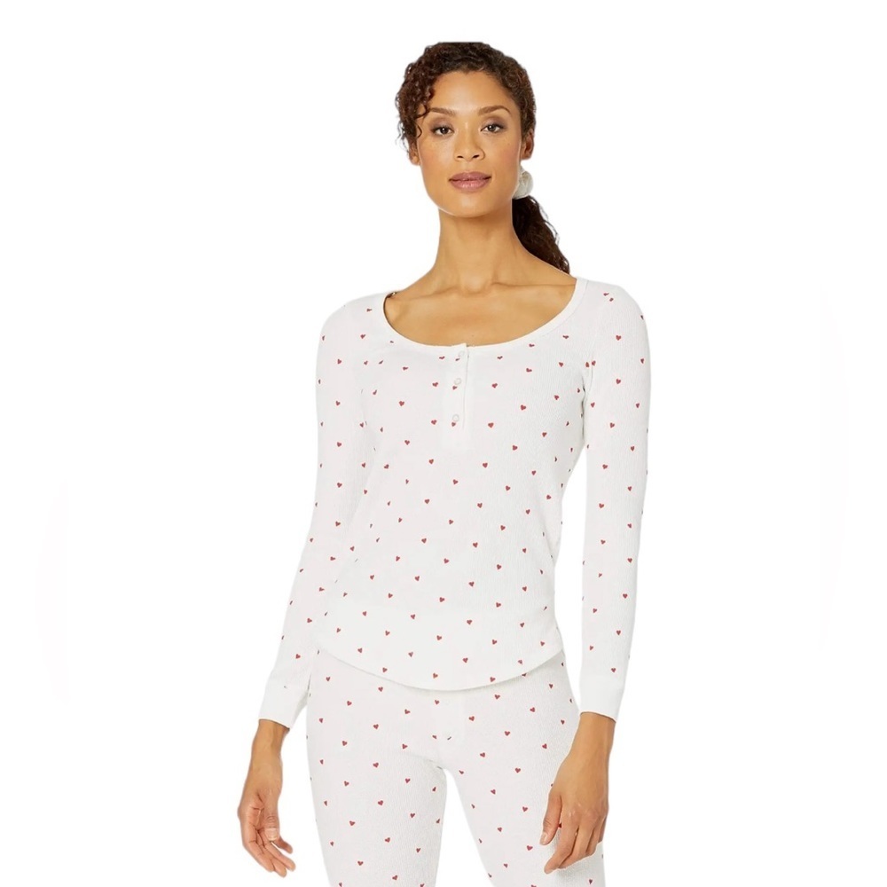 Plush Thermal Heart Pajama + Scrunchie Set White & Red - Picture 3 of 7